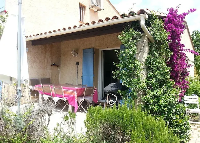 Mas Provencal 8 Pers, Air-conditioned Private Pool Villa *